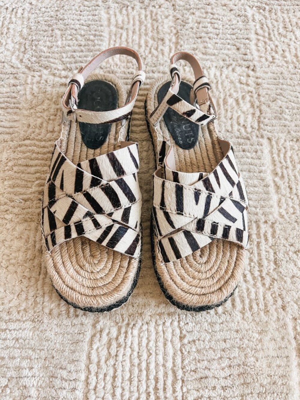 Coconuts by Matisse Women's Espadrille Size 8 - Picture 3 of 4